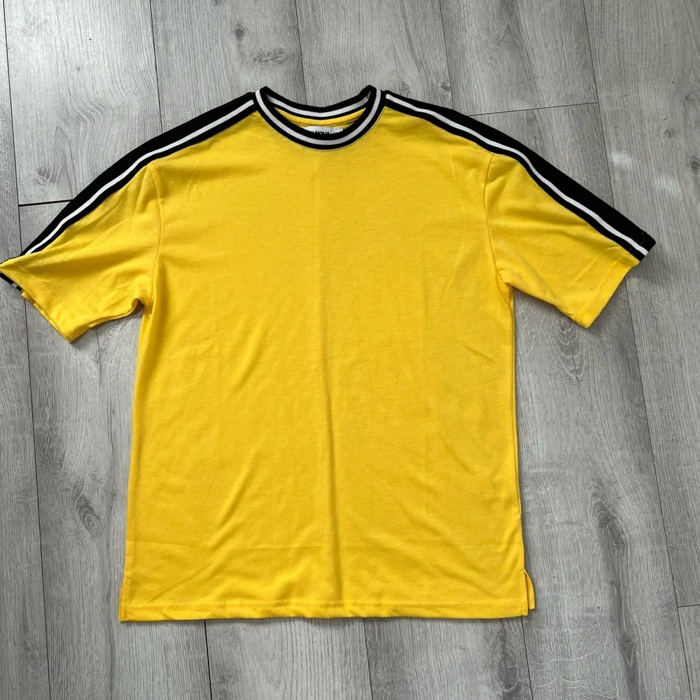 Yellow Shirt - Picture 1 of 3